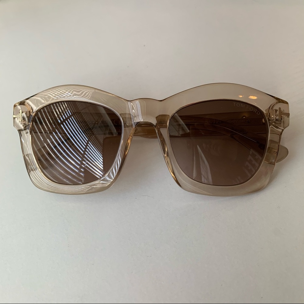 **SOLD** Tom Ford Greta Women’s Sunglasses